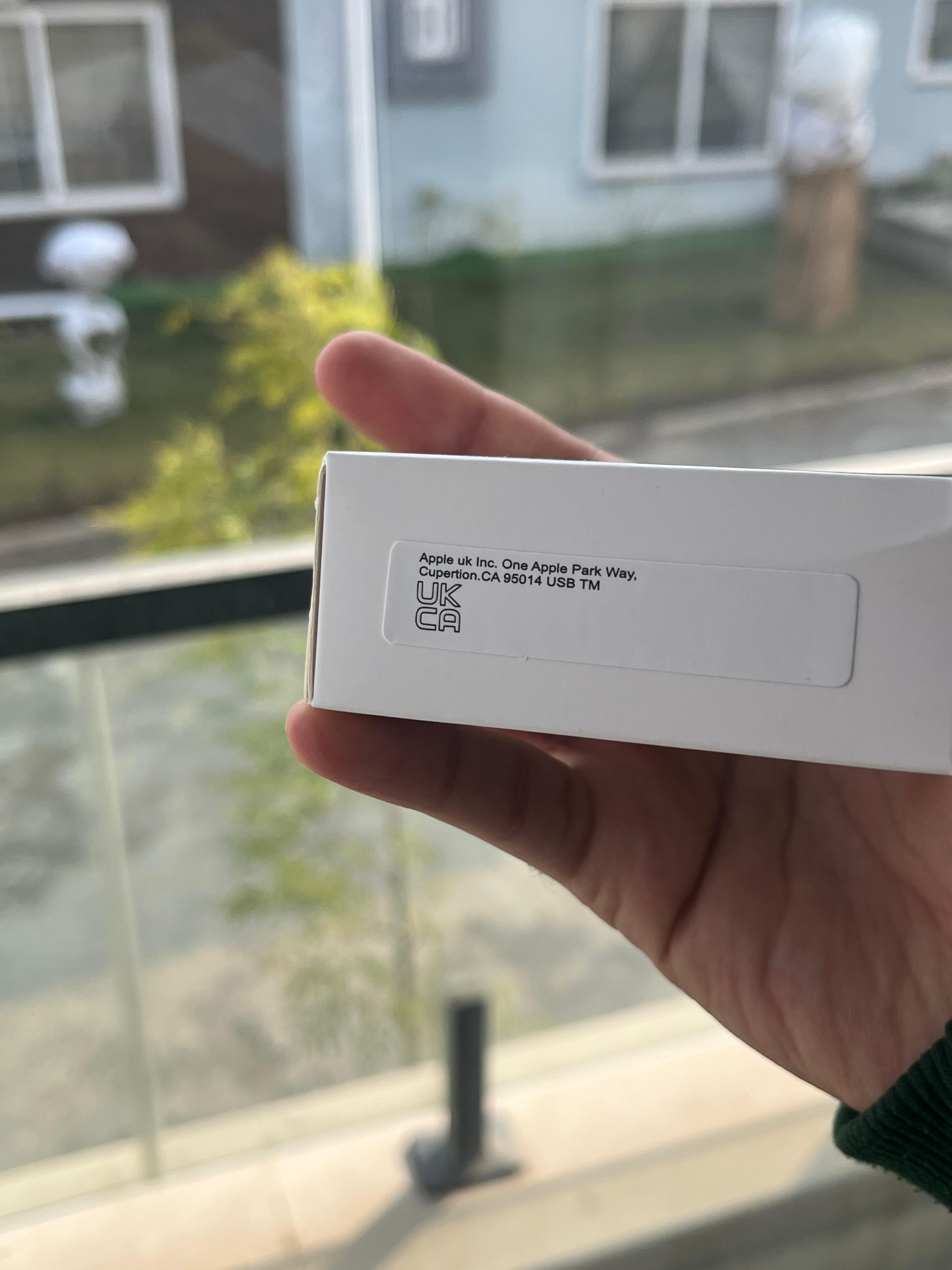 Apple 40W Dynamic Power Adapter With 60W Max + FREE Braided Cable